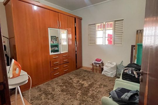 Casa à venda com 3 quartos, 360m² em Jardim Melina I, Campinas