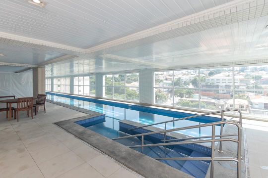 Piscina Coberta de kitnet/studio à venda com 1 quarto, 34m² em Campo Belo, São Paulo