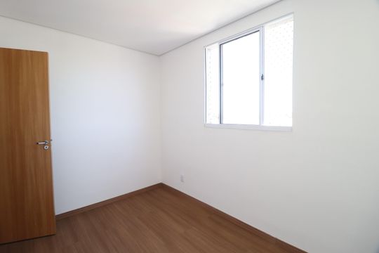 Quarto 1 de apartamento para alugar com 2 quartos, 49m² em Martins, Uberlândia