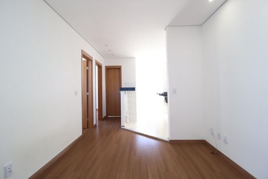 Sala de apartamento para alugar com 2 quartos, 49m² em Martins, Uberlândia