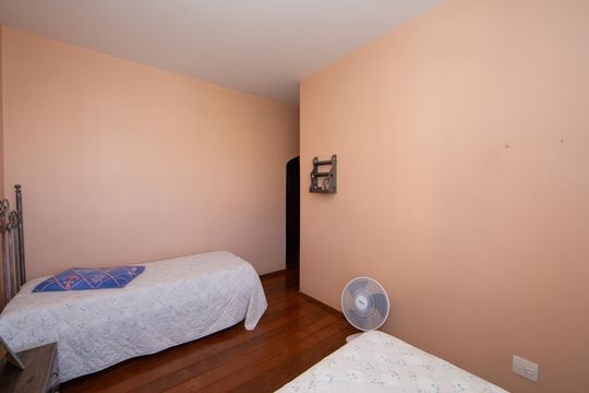 QUARTO1 de casa à venda com 4 quartos, 359m² em Luxemburgo, Belo Horizonte