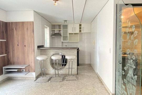 Cozinha de apartamento para alugar com 2 quartos, 77m² em Vila Gomes Cardim, São Paulo