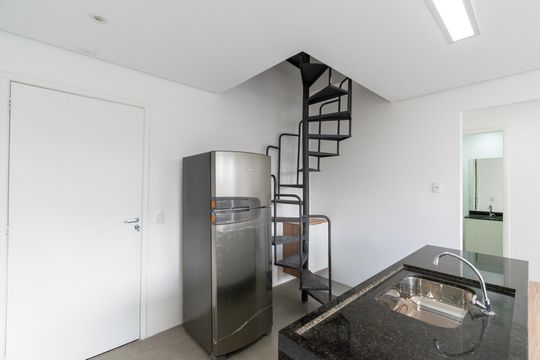 Cozinha de apartamento à venda com 1 quarto, 40m² em Vila do Encontro, São Paulo