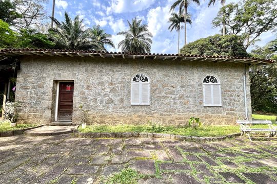 Fachada de casa para alugar com 6 quartos, 9900m² em Anil, Rio de Janeiro