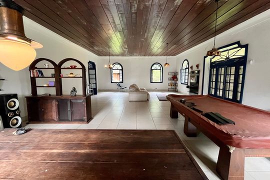 Sala de casa para alugar com 6 quartos, 9900m² em Anil, Rio de Janeiro
