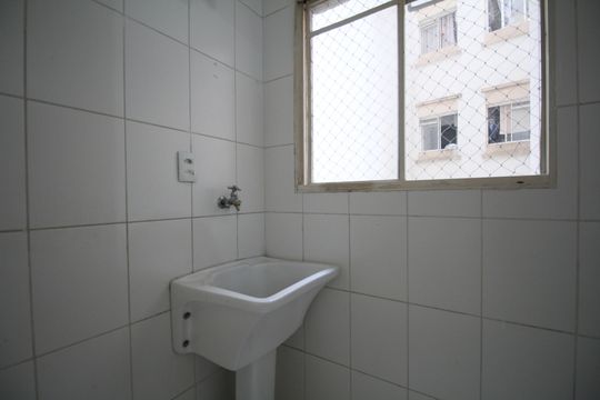 Área de Serviço de apartamento para alugar com 2 quartos, 60m² em Parque Munhoz, São Paulo
