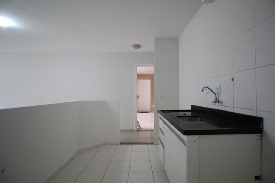 Cozinha de apartamento para alugar com 2 quartos, 60m² em Parque Munhoz, São Paulo