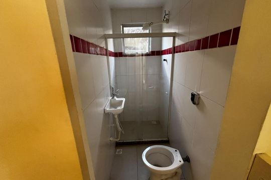 Banheiro de apartamento para alugar com 1 quarto, 40m² em Anchieta, Nilópolis