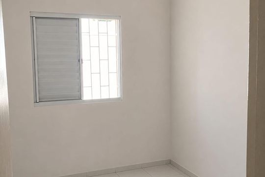 Quarto de apartamento para alugar com 2 quartos, 60m² em Jardim Holanda, Uberlândia