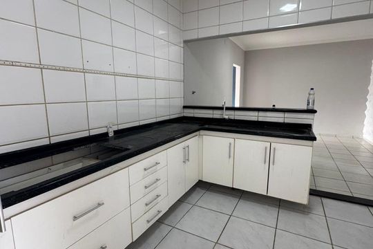 Cozinha de casa para alugar com 2 quartos, 210m² em Jardim Santana, Hortolândia
