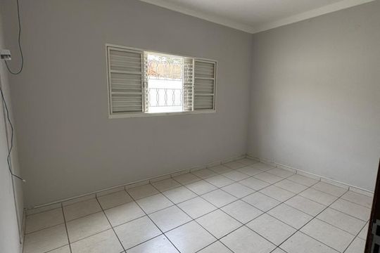 Quarto de casa para alugar com 2 quartos, 210m² em Jardim Santana, Hortolândia