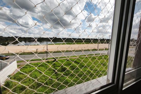 Vista do Quarto 2 de apartamento para alugar com 3 quartos, 57m² em Cidade Jardim, São José dos Pinhais