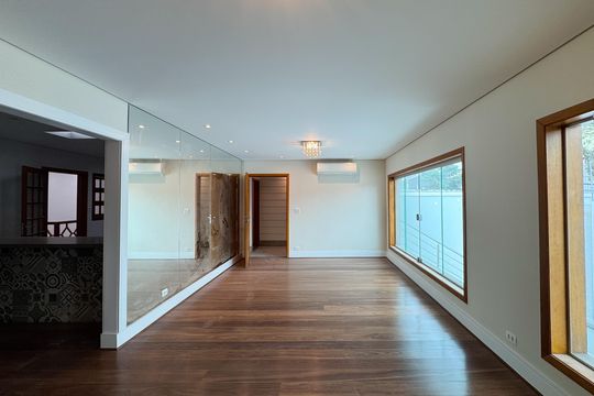 Sala de casa para alugar com 3 quartos, 400m² em Jardim do Mar, São Bernardo do Campo