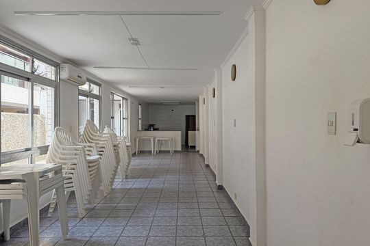 Área comum - Salão de festas de kitnet/studio para alugar com 1 quarto, 30m² em Gonzaga, Santos