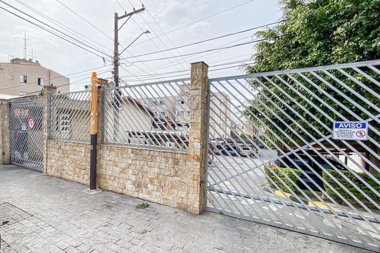Fachada  de apartamento à venda com 2 quartos, 50m² em Vila Silvia, São Paulo