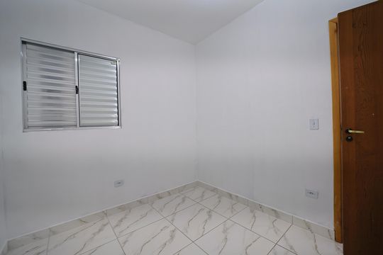 Quarto 1 de apartamento para alugar com 1 quarto, 28m² em Vila Ré, São Paulo