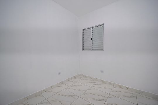 Quarto 1 de apartamento para alugar com 1 quarto, 28m² em Vila Ré, São Paulo