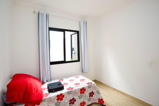 Quarto 2 de casa à venda com 3 quartos, 776m² em Tropical, Contagem