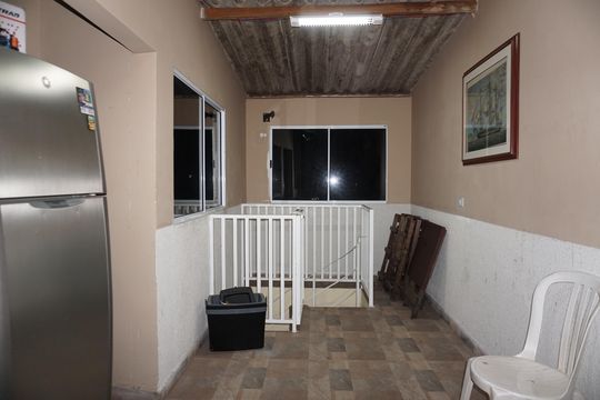 Varanda gourmet de casa para alugar com 2 quartos, 80m² em Jardim São Bento, Embu das Artes