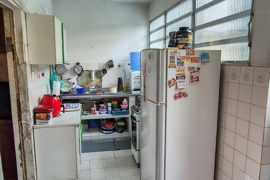 Cozinha  de casa à venda com 3 quartos, 200m² em Irajá, Rio de Janeiro