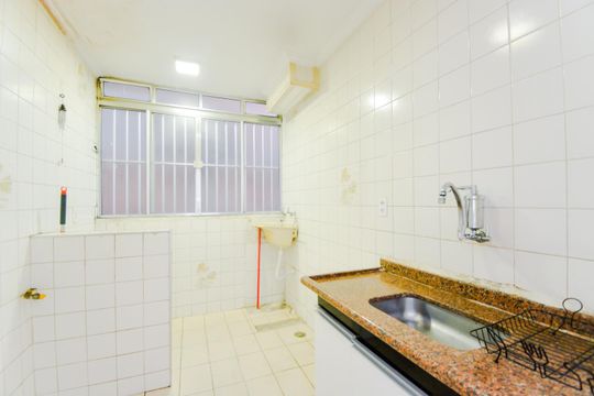 Cozinha de apartamento para alugar com 2 quartos, 1m² em Jardim Valeria, Guarulhos