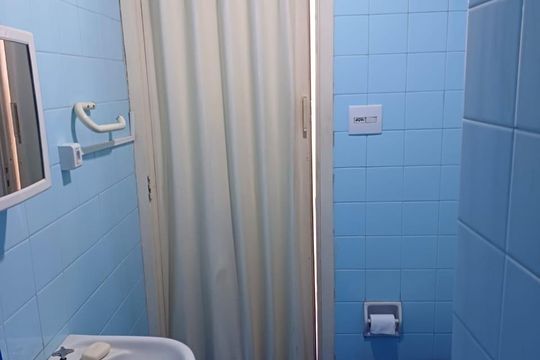 Banheiro de kitnet/studio à venda com 1 quarto, 30m² em Vila Buarque, São Paulo
