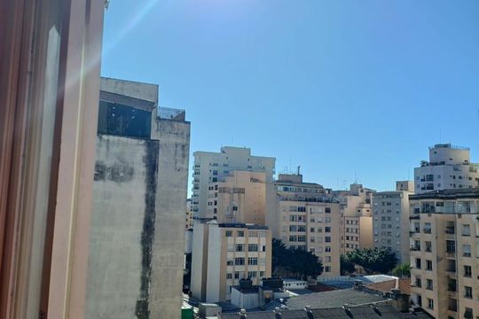 Vista de kitnet/studio à venda com 1 quarto, 30m² em Vila Buarque, São Paulo