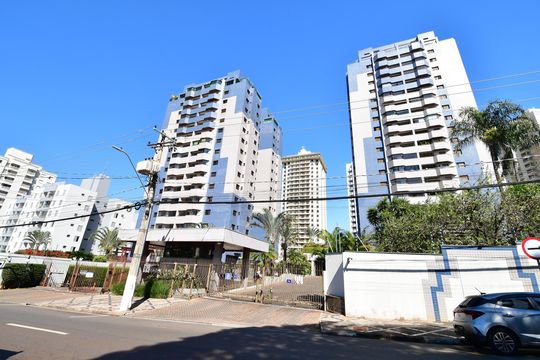 Fachada do Prédio de apartamento para alugar com 4 quartos, 249m² em M. Santo Antônio, Campinas
