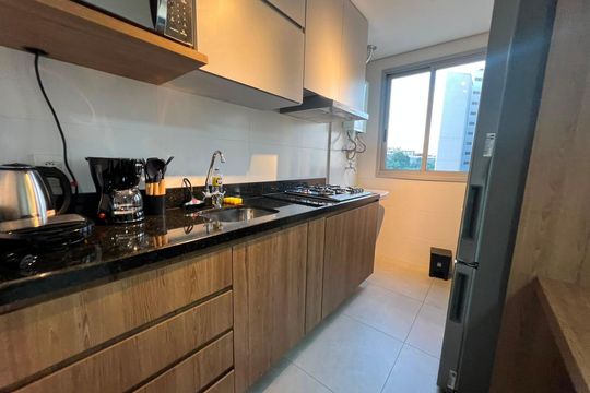 Cozinha de apartamento à venda com 1 quarto, 40m² em Barro Preto, Belo Horizonte