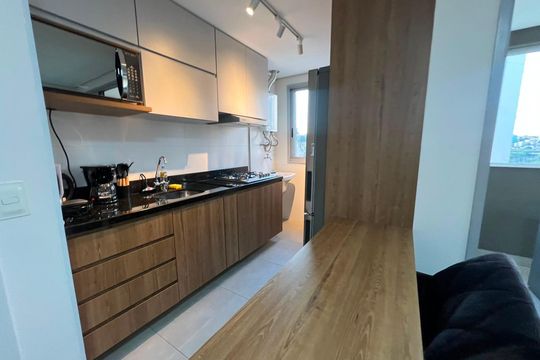 Cozinha de apartamento à venda com 1 quarto, 40m² em Barro Preto, Belo Horizonte