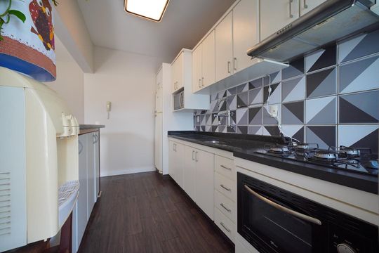 Cozinha de apartamento para alugar com 2 quartos, 79m² em Abraão, Florianópolis