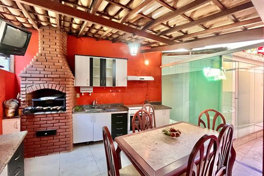 Apartamento à venda com 3 quartos, 147m² em Palmares, Belo Horizonte