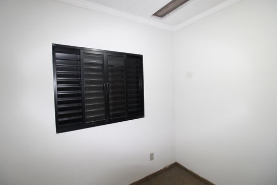 Quarto 2 de casa para alugar com 3 quartos, 239m² em Parque Savoy City, São Paulo