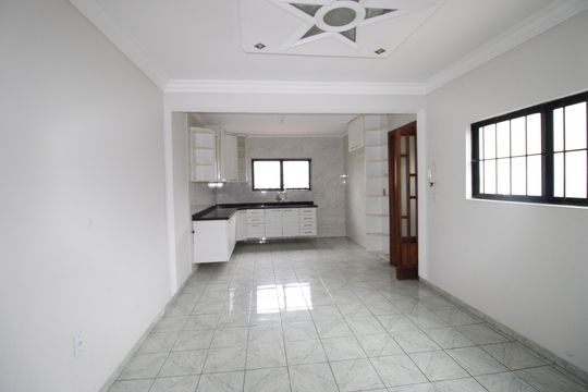 Cozinha de casa para alugar com 3 quartos, 239m² em Parque Savoy City, São Paulo