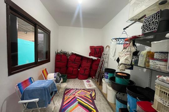 Casa à venda com 2 quartos, 76m² em Vicentina, São Leopoldo