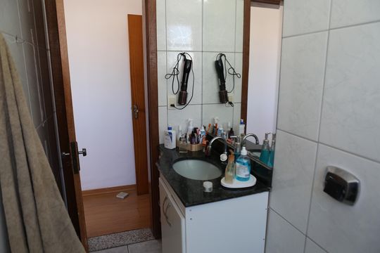 Suite Quarto 1 de apartamento à venda com 3 quartos, 111m² em Bairro da Glória, Contagem
