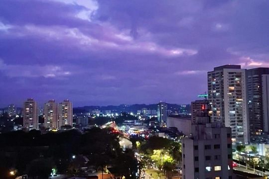 Apartamento para alugar com 2 quartos, 34m² em Santo Amaro, São Paulo