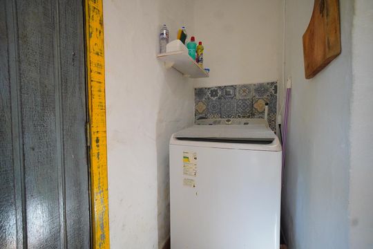 Área de Serviço de apartamento para alugar com 2 quartos, 185m² em Canasvieiras, Florianópolis