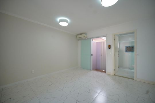 Sala/Cozinha de casa para alugar com 1 quarto, 40m² em Forquilhinhas, São José