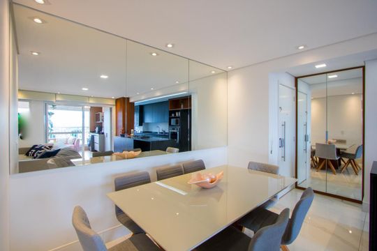 Sala de apartamento à venda com 2 quartos, 90m² em Vila Apiai, Santo André