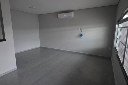 Sala de casa para alugar com 3 quartos, 100m² em Solemar, Praia Grande