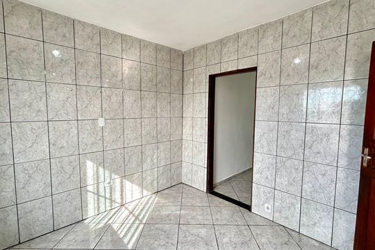 Cozinha de casa para alugar com 1 quarto, 80m² em Parque Jurema, Guarulhos
