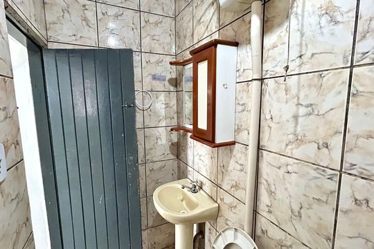 Banheiro de casa para alugar com 1 quarto, 80m² em Parque Jurema, Guarulhos