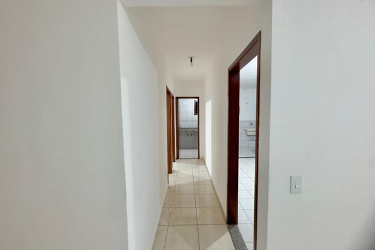 Corredor de apartamento para alugar com 2 quartos, 75m² em Centro, Guarulhos
