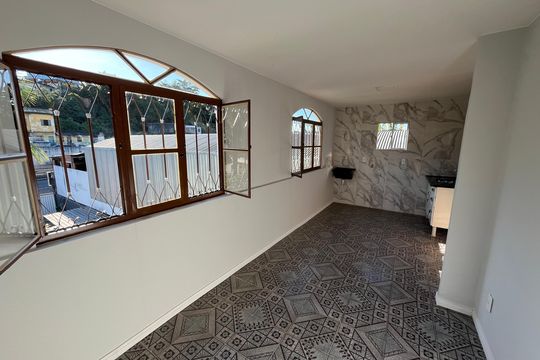 Apartamento para alugar com 1 quarto, 30m² em Centro, Duque de Caxias