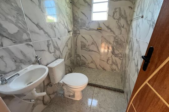 Banheiro de apartamento para alugar com 1 quarto, 30m² em Centro, Duque de Caxias