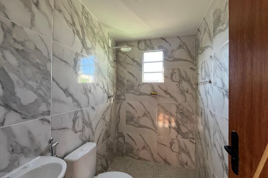 Banheiro de apartamento para alugar com 1 quarto, 30m² em Centro, Duque de Caxias