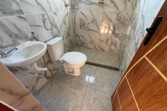 Banheiro de apartamento para alugar com 1 quarto, 30m² em Centro, Duque de Caxias