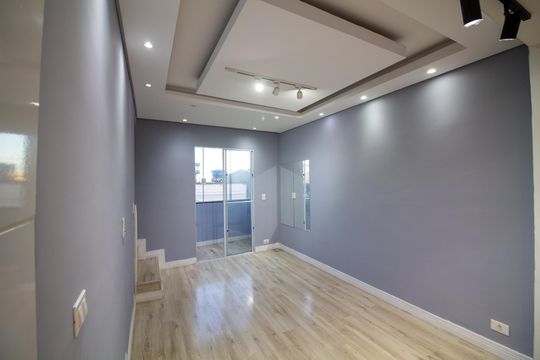 Sala de casa para alugar com 2 quartos, 70m² em Vila das Belezas, São Paulo