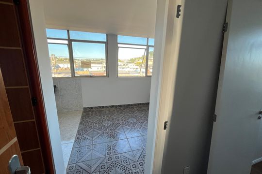 Entrada de apartamento para alugar com 1 quarto, 30m² em Centro, Duque de Caxias